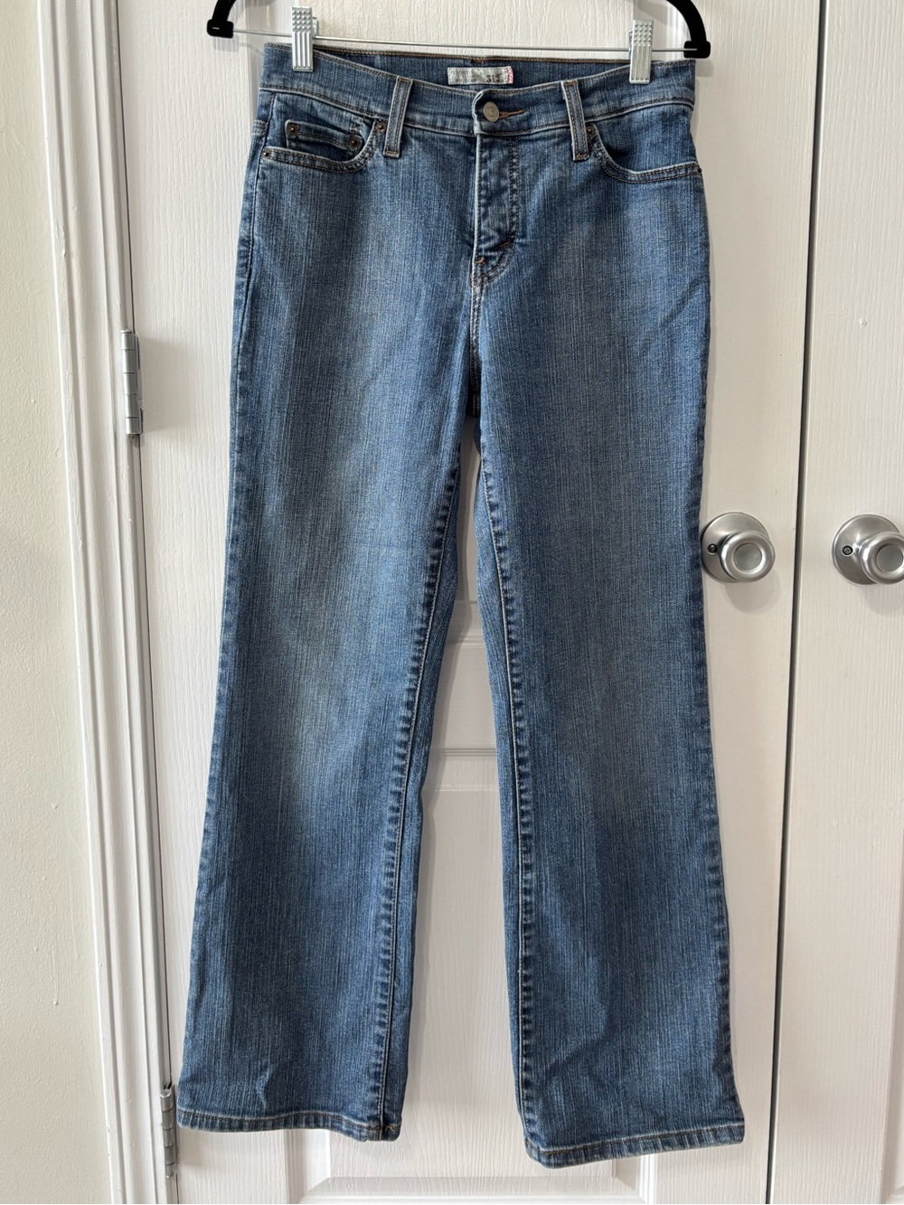 Vtg Y2K Levi’s Perfectly Slimming Bootcut 512 Jeans Size 8 Short